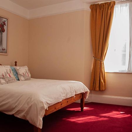 St Marguerite Bed and Breakfast Paignton Εξωτερικό φωτογραφία